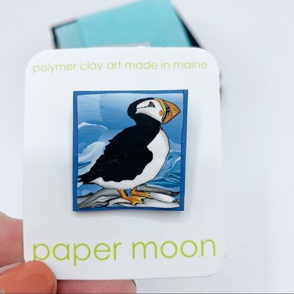 Jayne Dwyer from Paper Moon Jewelry – Polymer Clay Millefiori Puffin Pin NWT - Picture 1 of 8